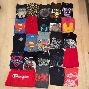 🔥 HUGE Graphic Tee Bundle + Hoodie 🔥